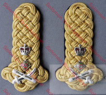 Load image into Gallery viewer, General Plaited Shoulder Board Insignia
