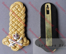 Load image into Gallery viewer, Lieutenant General Plaited Shoulder Board Insignia
